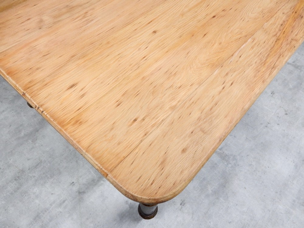 Pine Kitchen Table View VIII