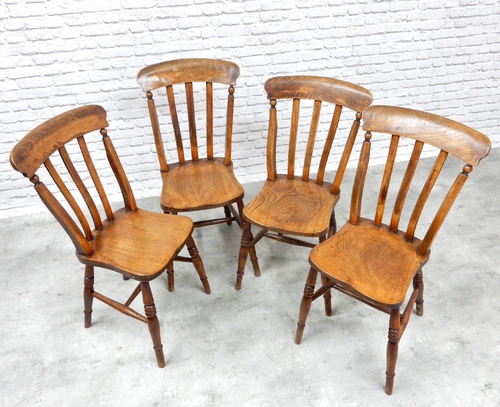 Set 4 Windsor Kitchen Chairs View IV