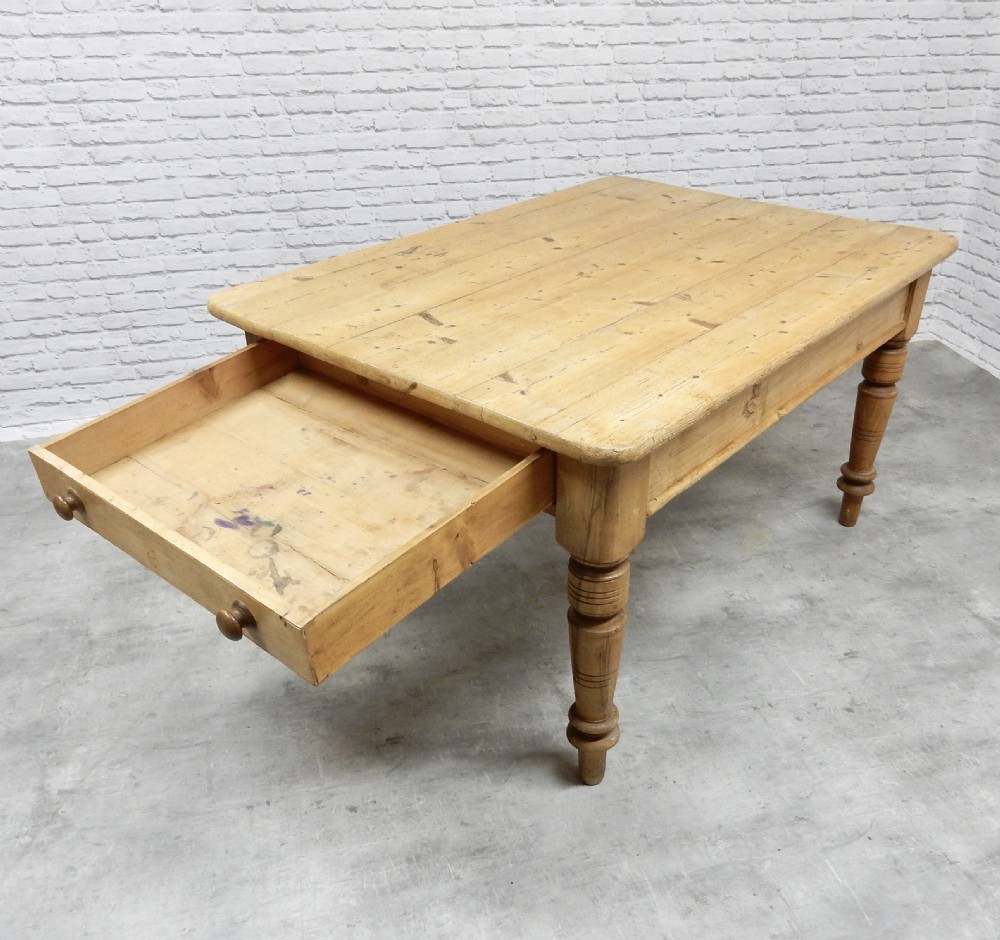 Victorian  Kitchen Table View IV