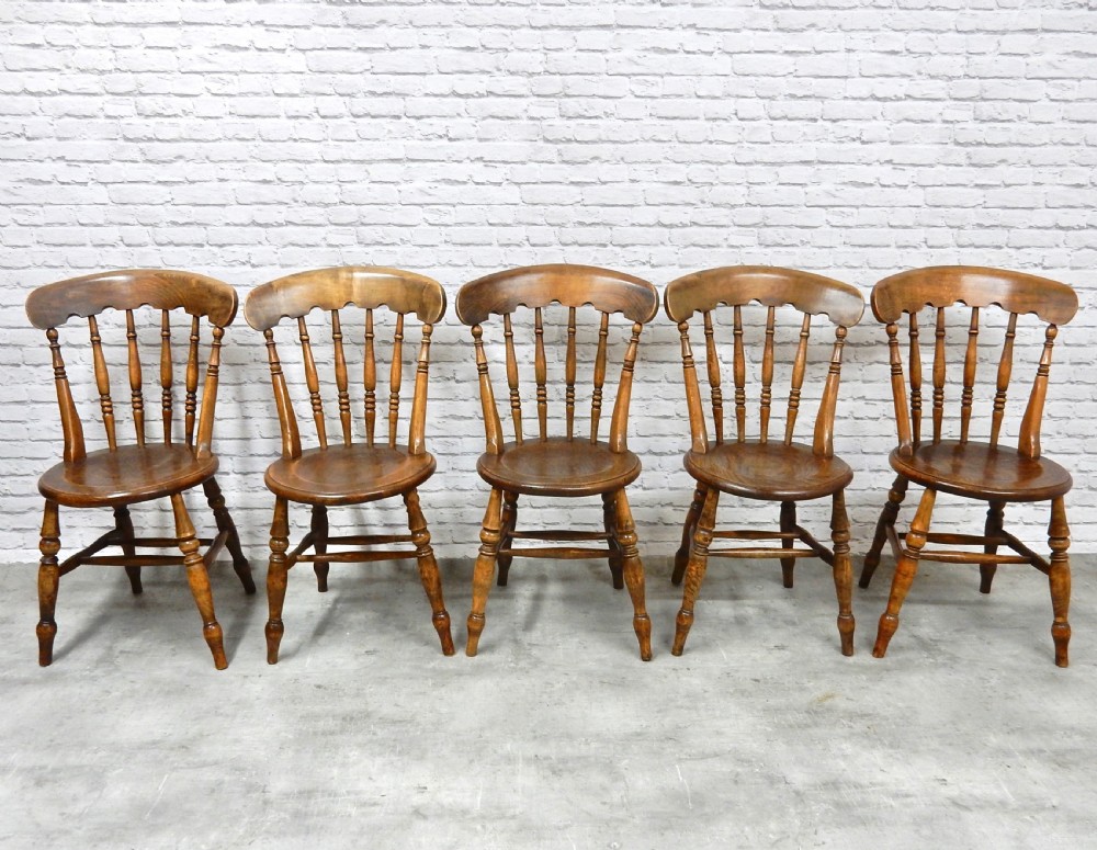 5x Matching Windsor Kitchen Chairs View IV