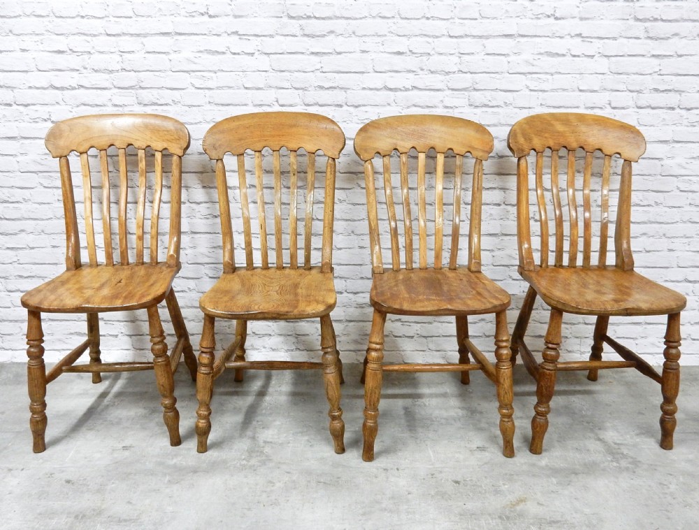 Set 4 Windsor Country Kitchen Chairs View III