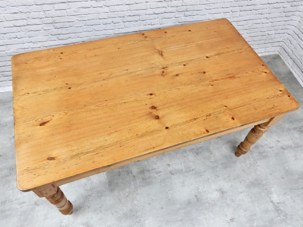 Pine Kitchen Table View V
