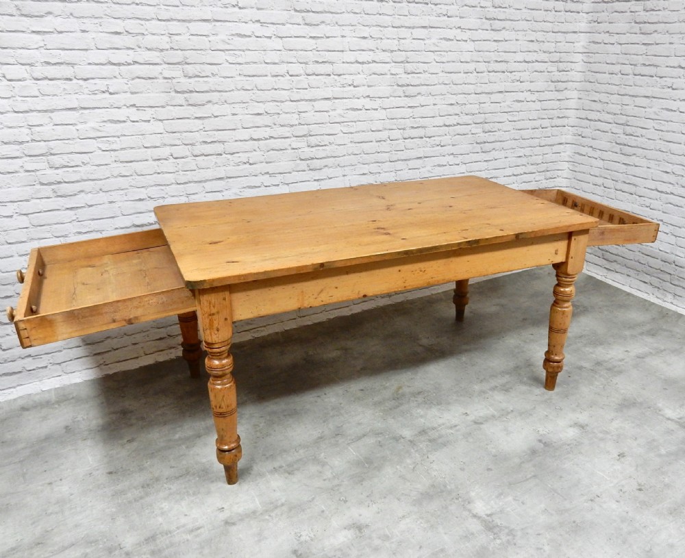 Pine Kitchen Table View VI