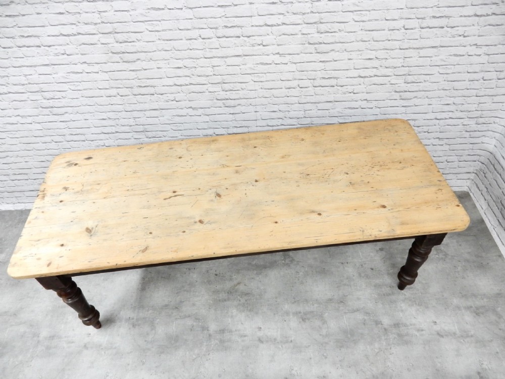 Farmhouse Kitchen Table View VI