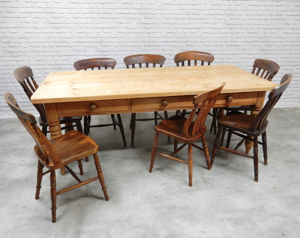 Farmhouse Kitchen Table View IV