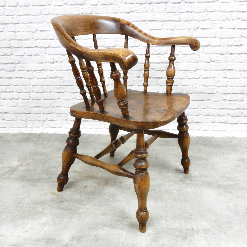 Bergere Windsor Armchair View II