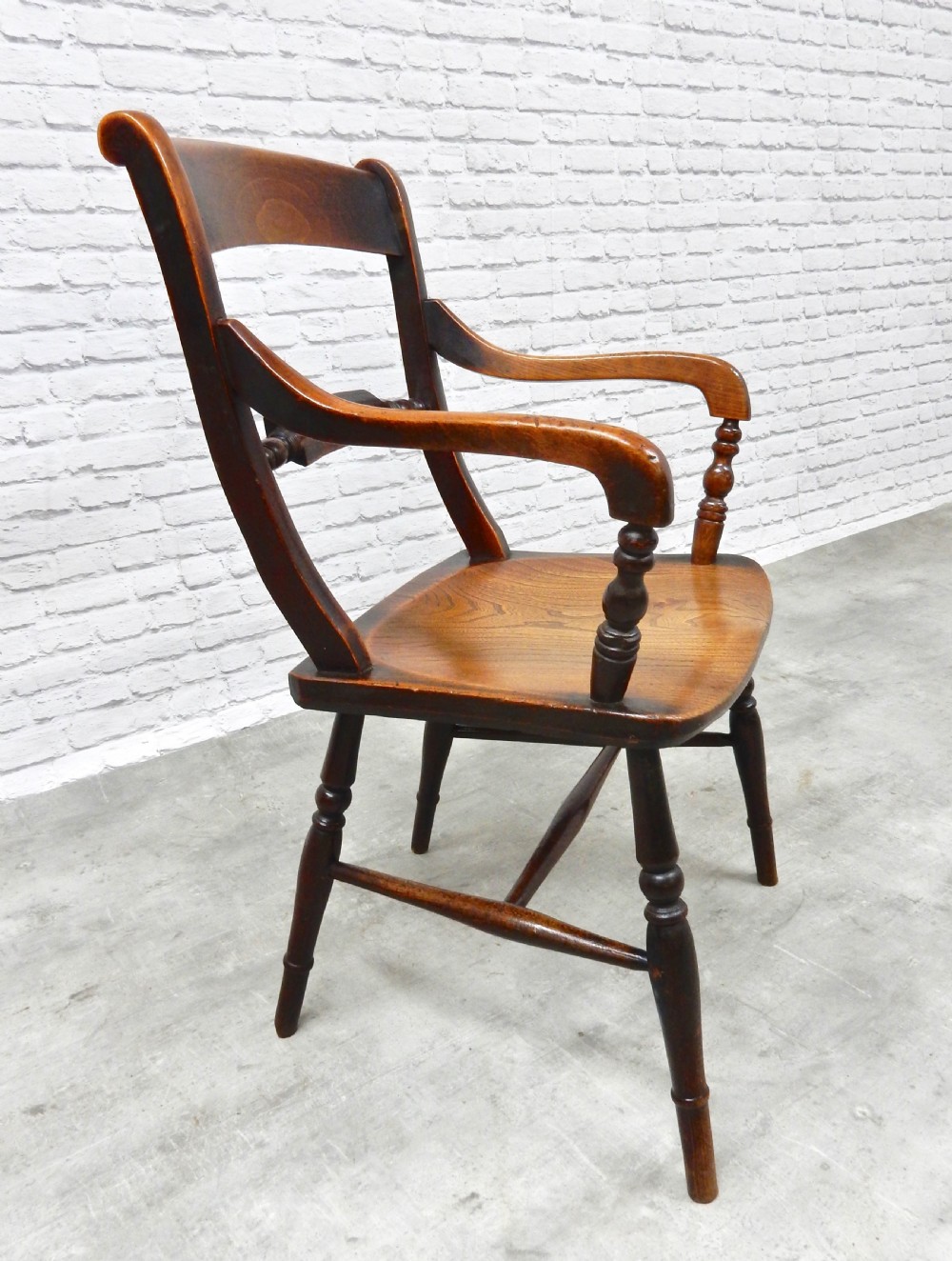 Oxford Windsor Armchair View III