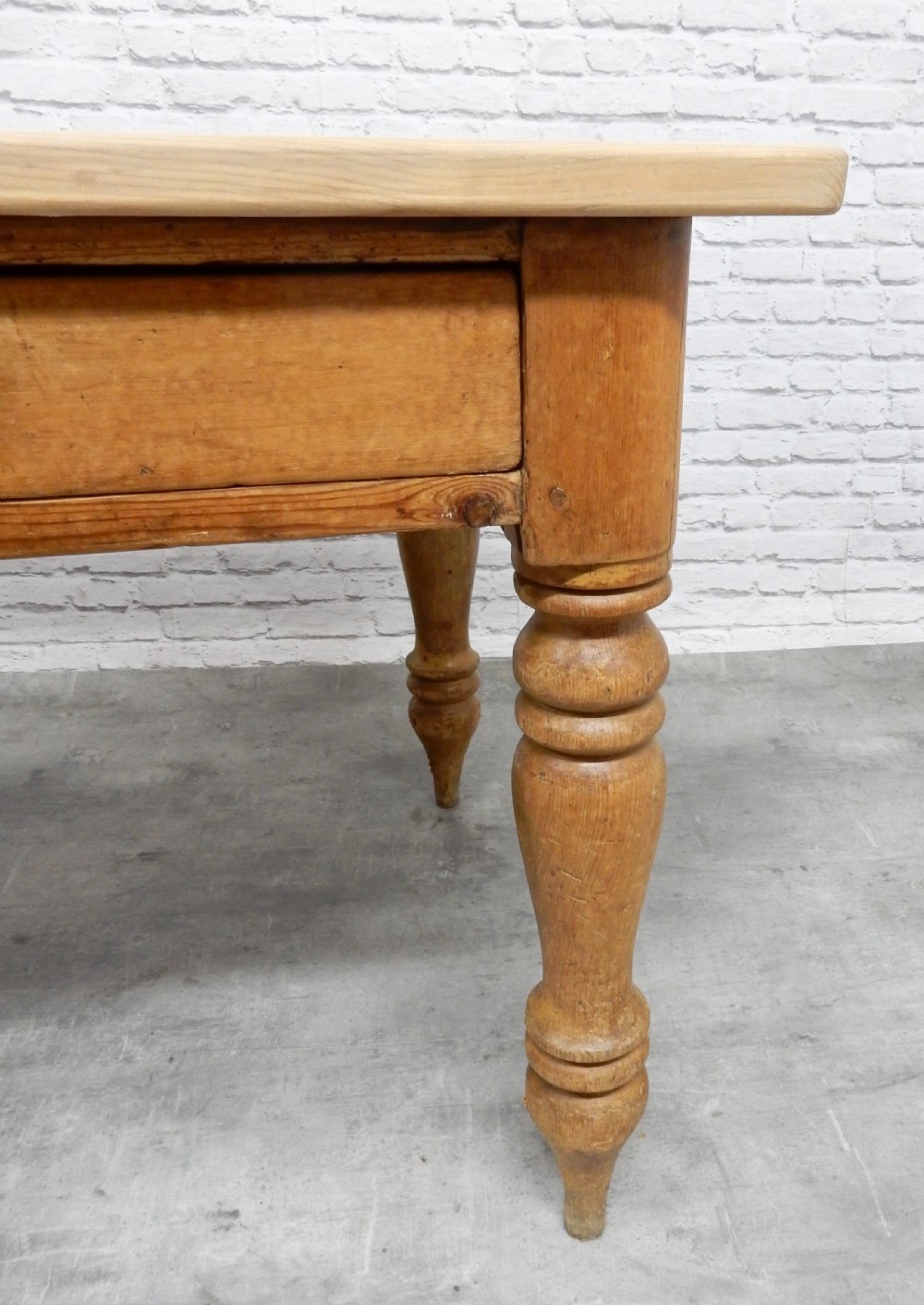 Large Farmhouse Kitchen Table View V