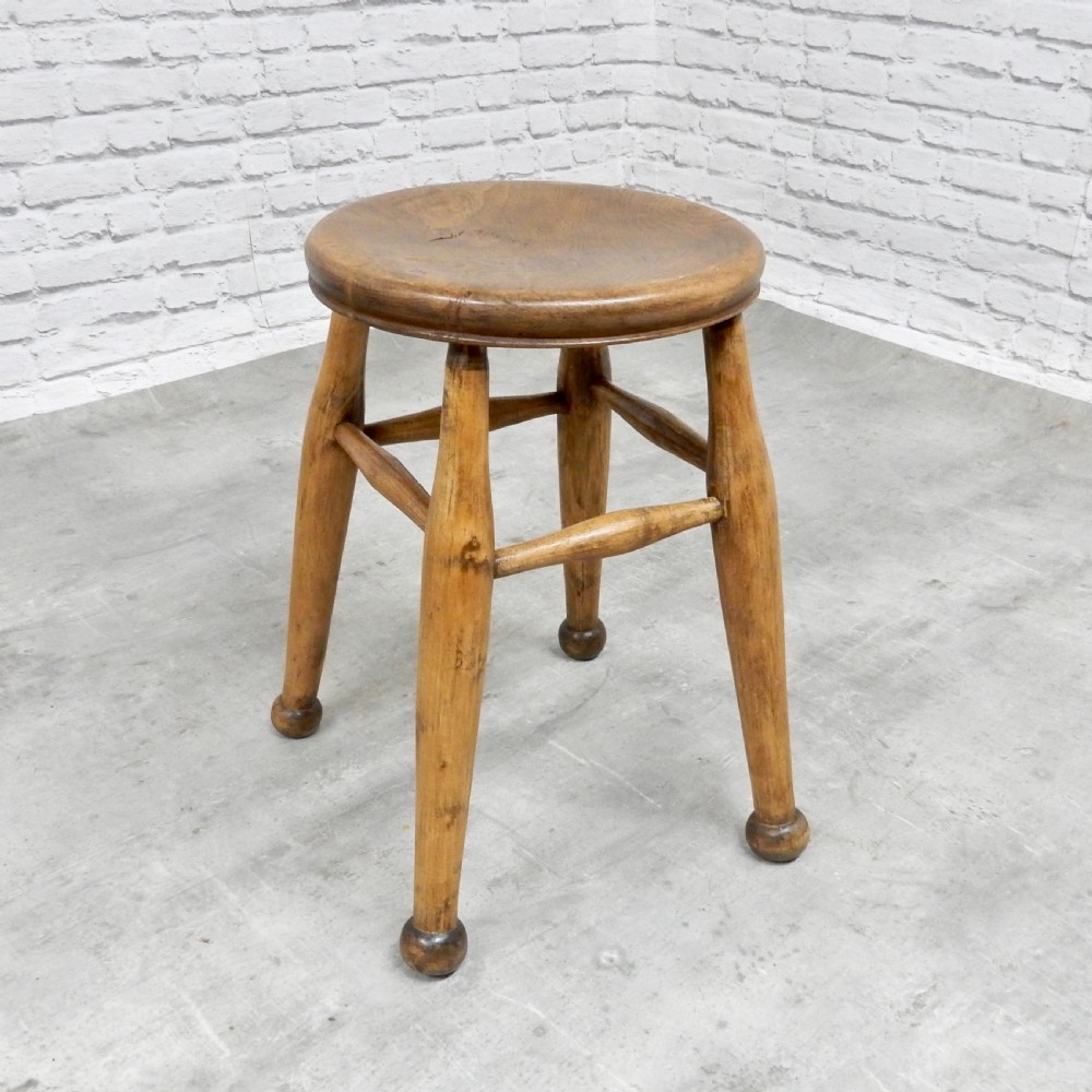 Low Bar Stool