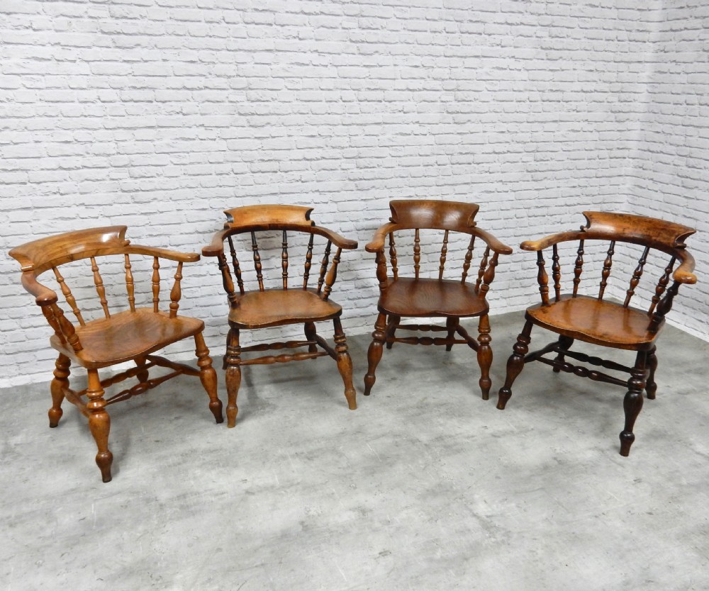 4x Smoker's Bow Armchairs View III