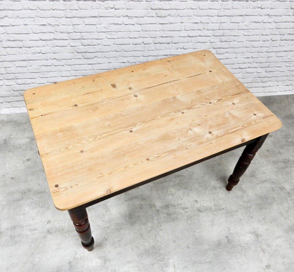 Small Pine Kitchen Table View VII