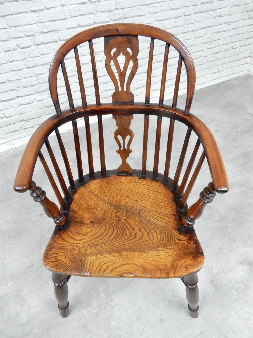 Yew Wood Windsor Armchair View VI