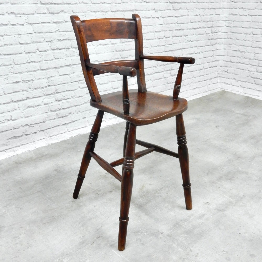 Windsor Highchair View II