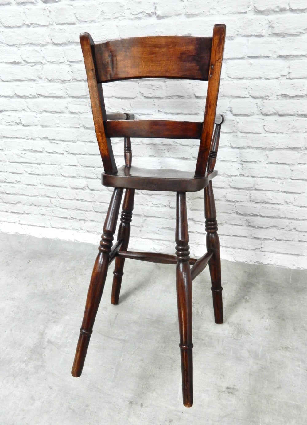 Windsor Highchair View VII