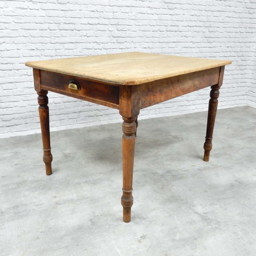 Pine Kitchen Table