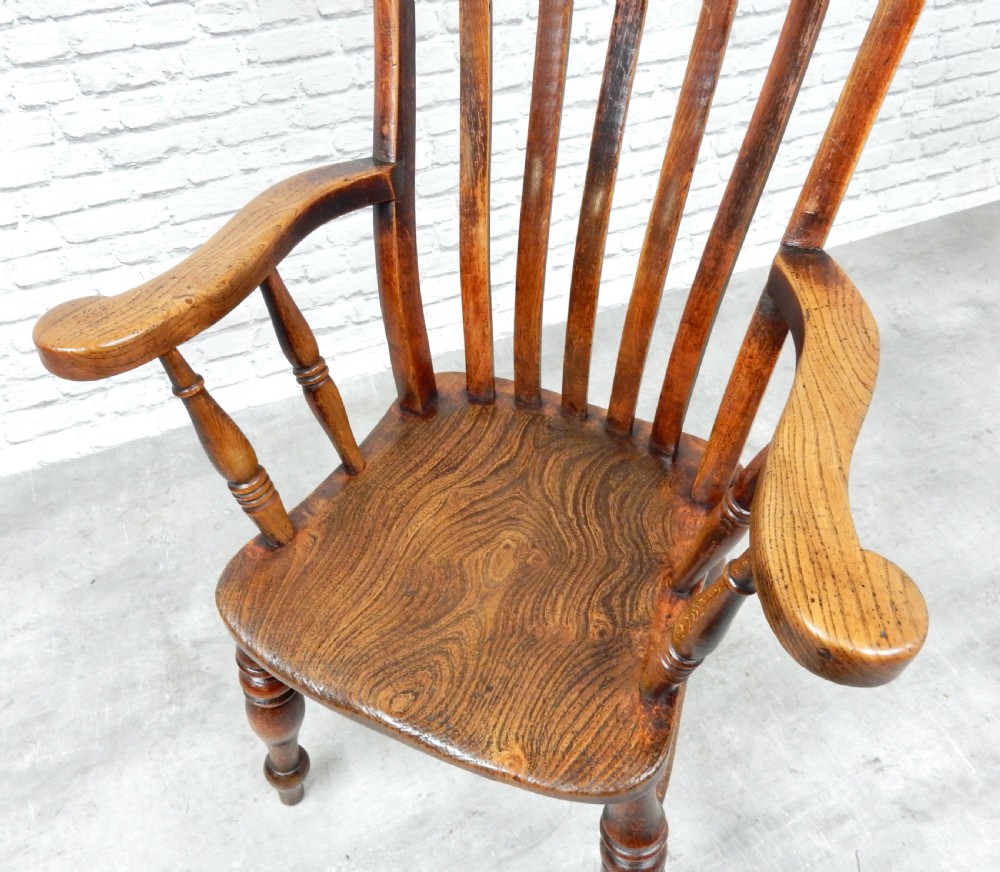 Windsor Lathback Armchair View V