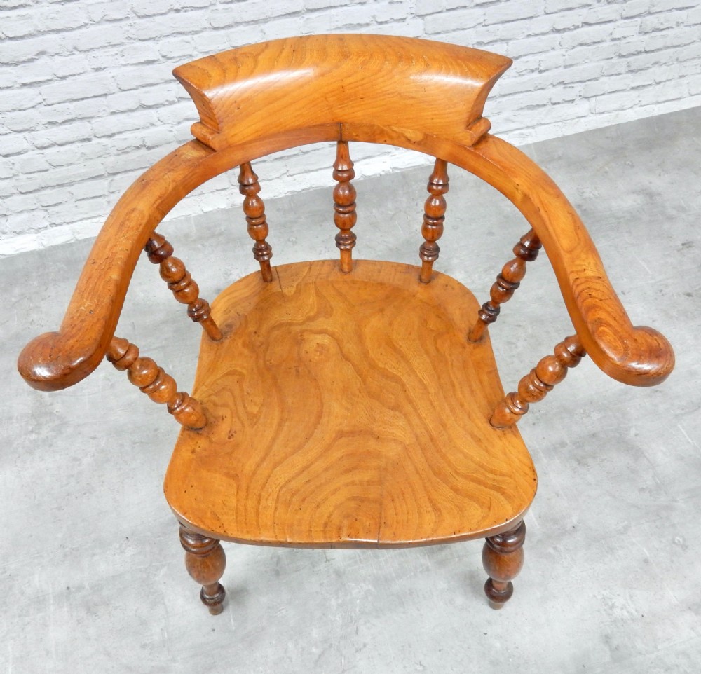 Windsor Smoker's Bow Armchair View V