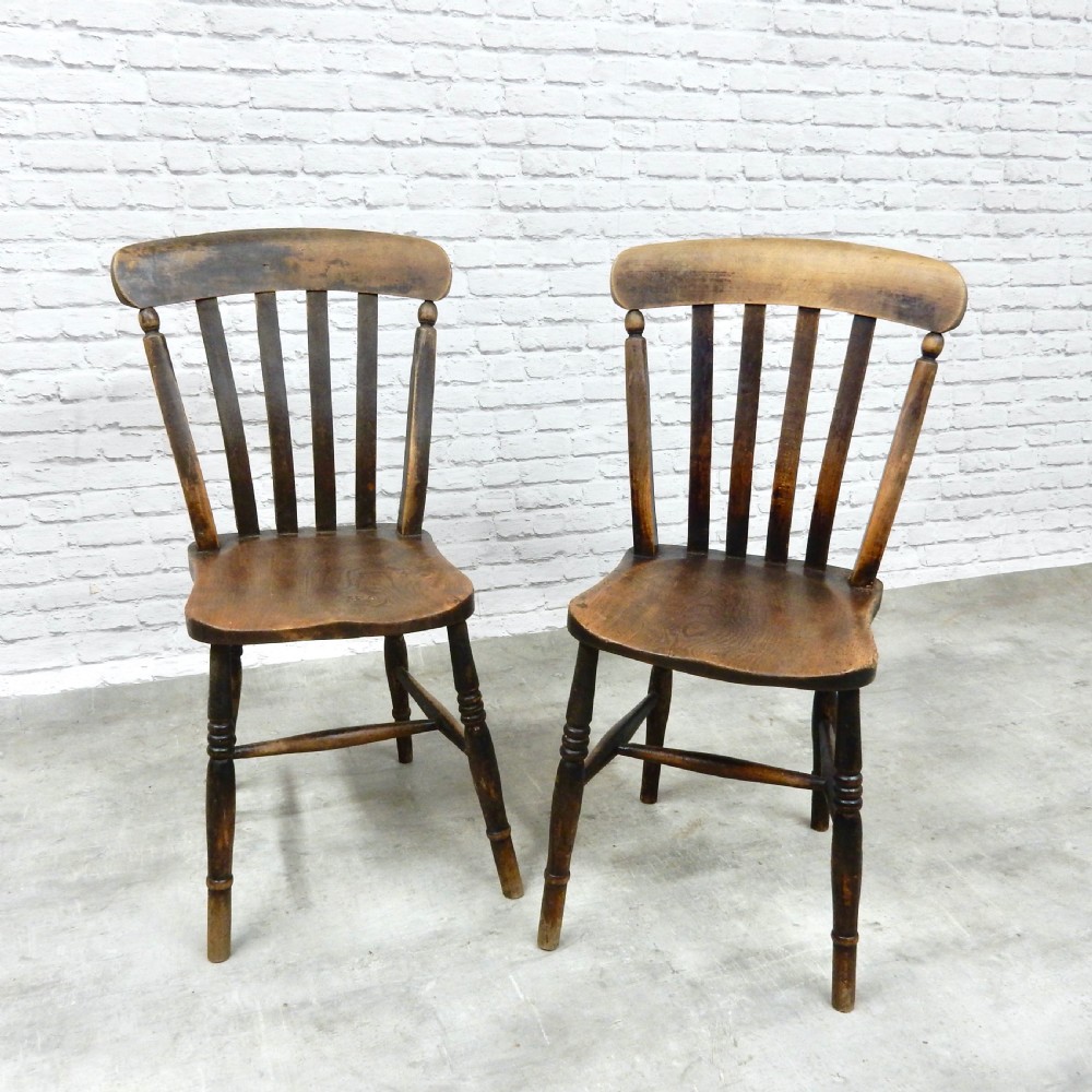 Windsor Lathback Kitchen Chairs(2) View III
