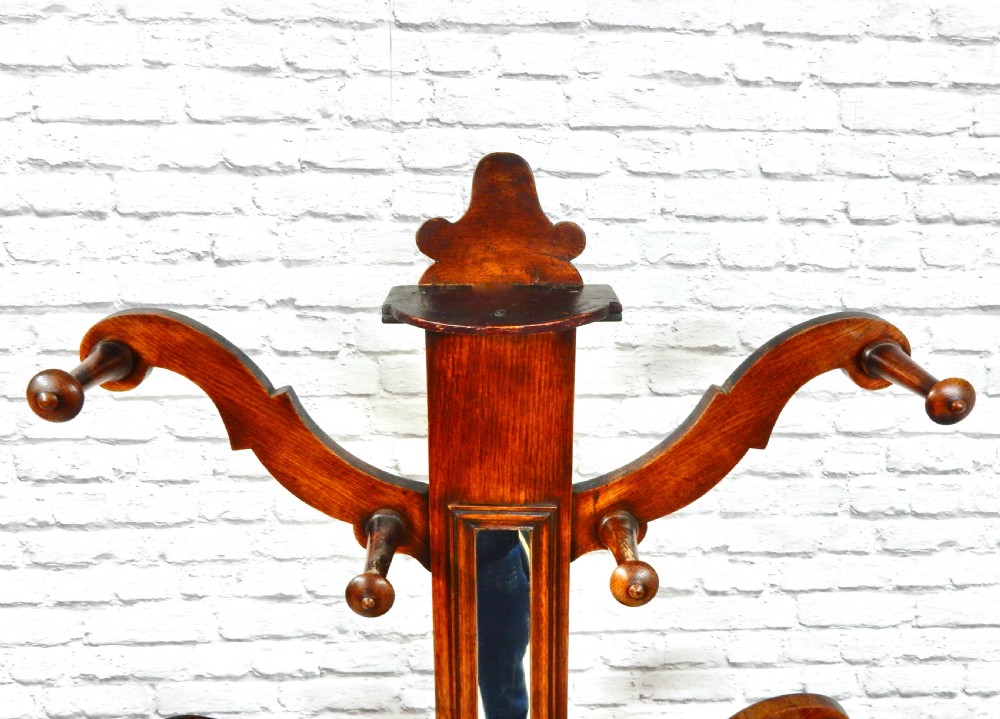 Oak Hallstand View IV
