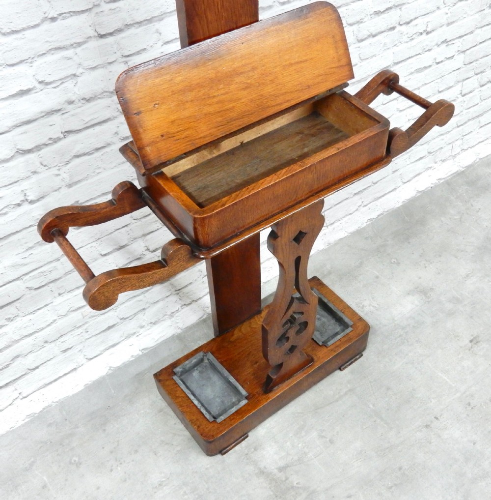 Oak Hallstand View VIII