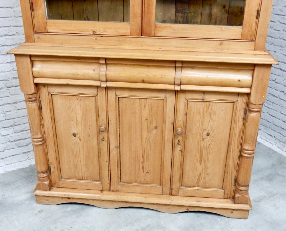 West Country Pine Dresser View V