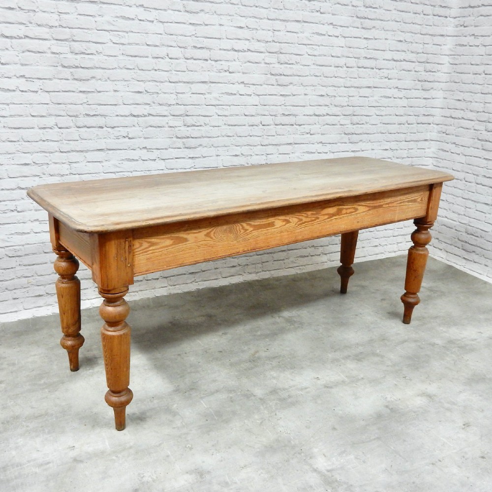 Pine Kitchen Table
