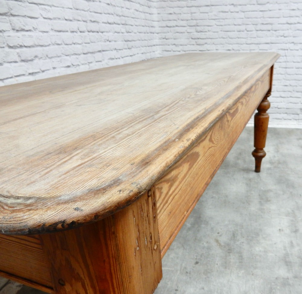 Pine Kitchen Table View VII