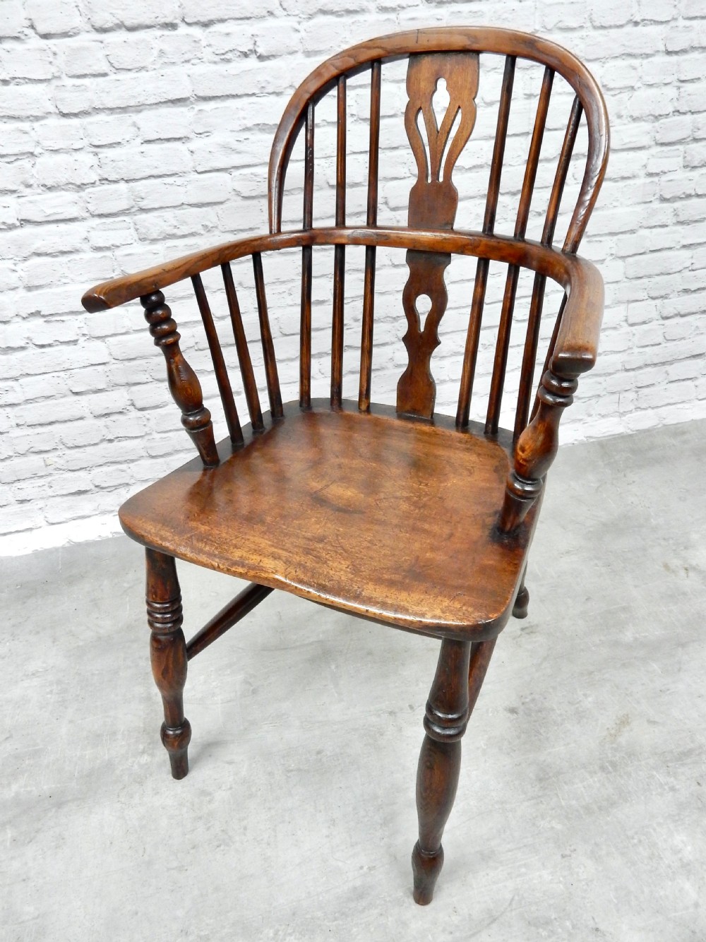 4x C19th Windsor Armchairs View IX