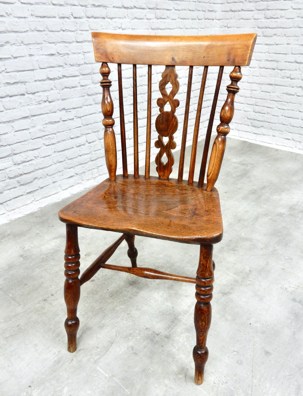 Set 6 Windsor Dining Chairs View VIII