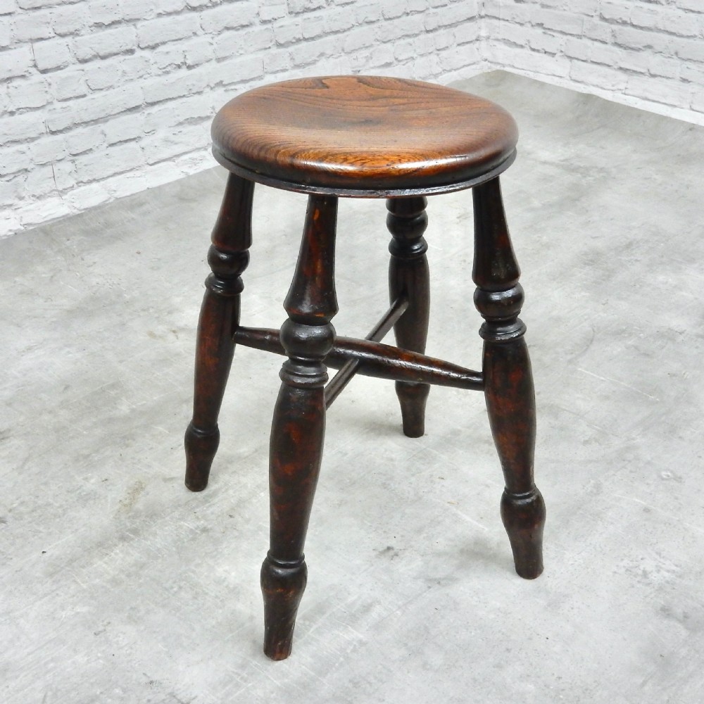 Pub Stool View V