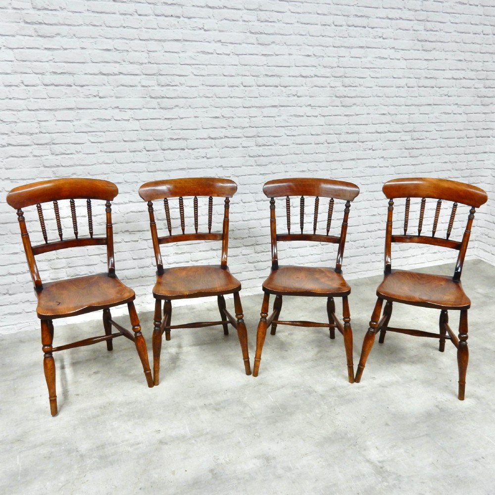 Set 4 Windsor Kitchen Chairs View II