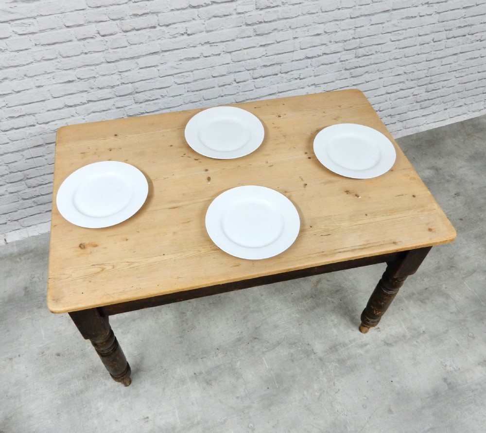 Small Pine Kitchen Table View VII