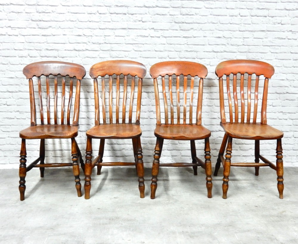 Set 4 Windsor Kitchen Chairs View III