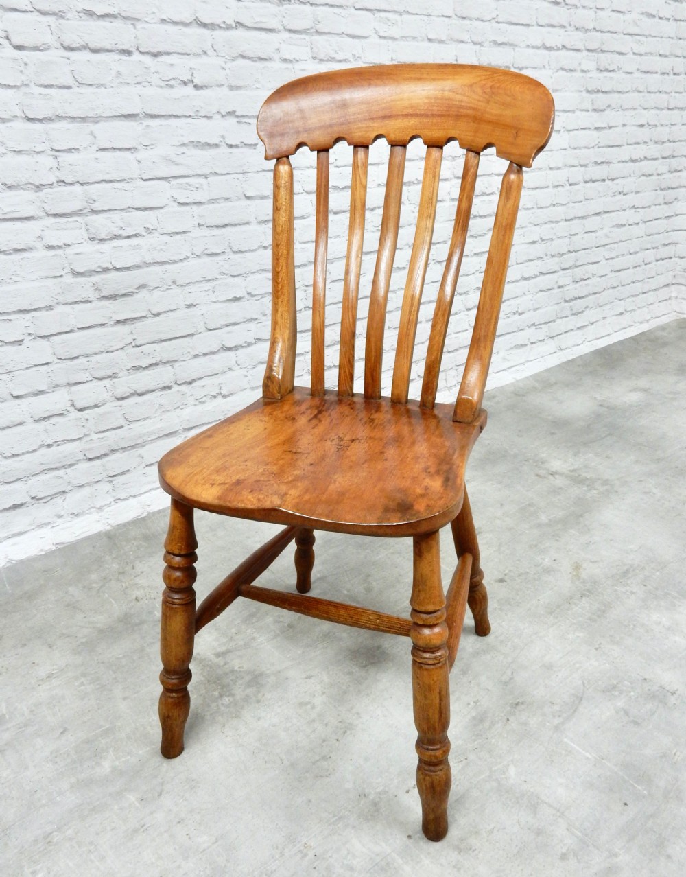 Set 6 Windsor Kitchen Chairs View VI