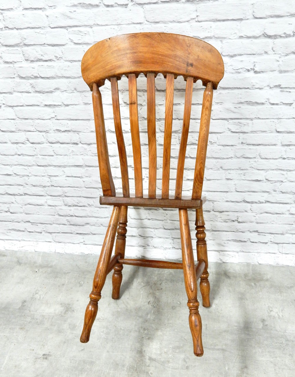 Set 6 Windsor Kitchen Chairs View VII