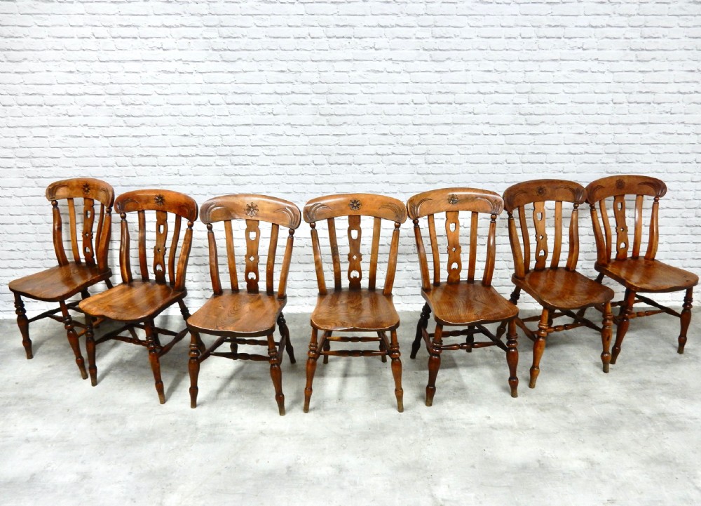 C19th Windsor Kitchen Chairs (7) View III