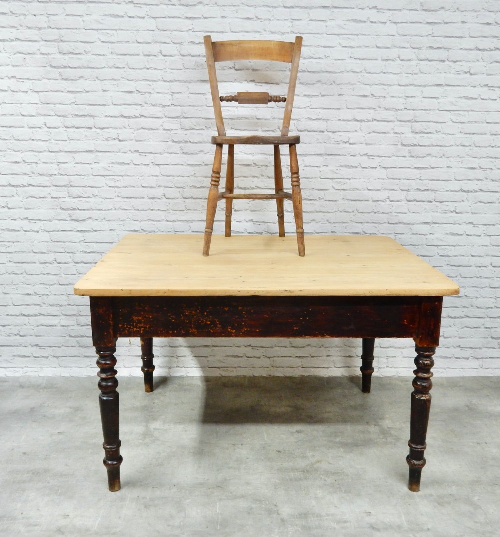 Pine Kitchen Table View III