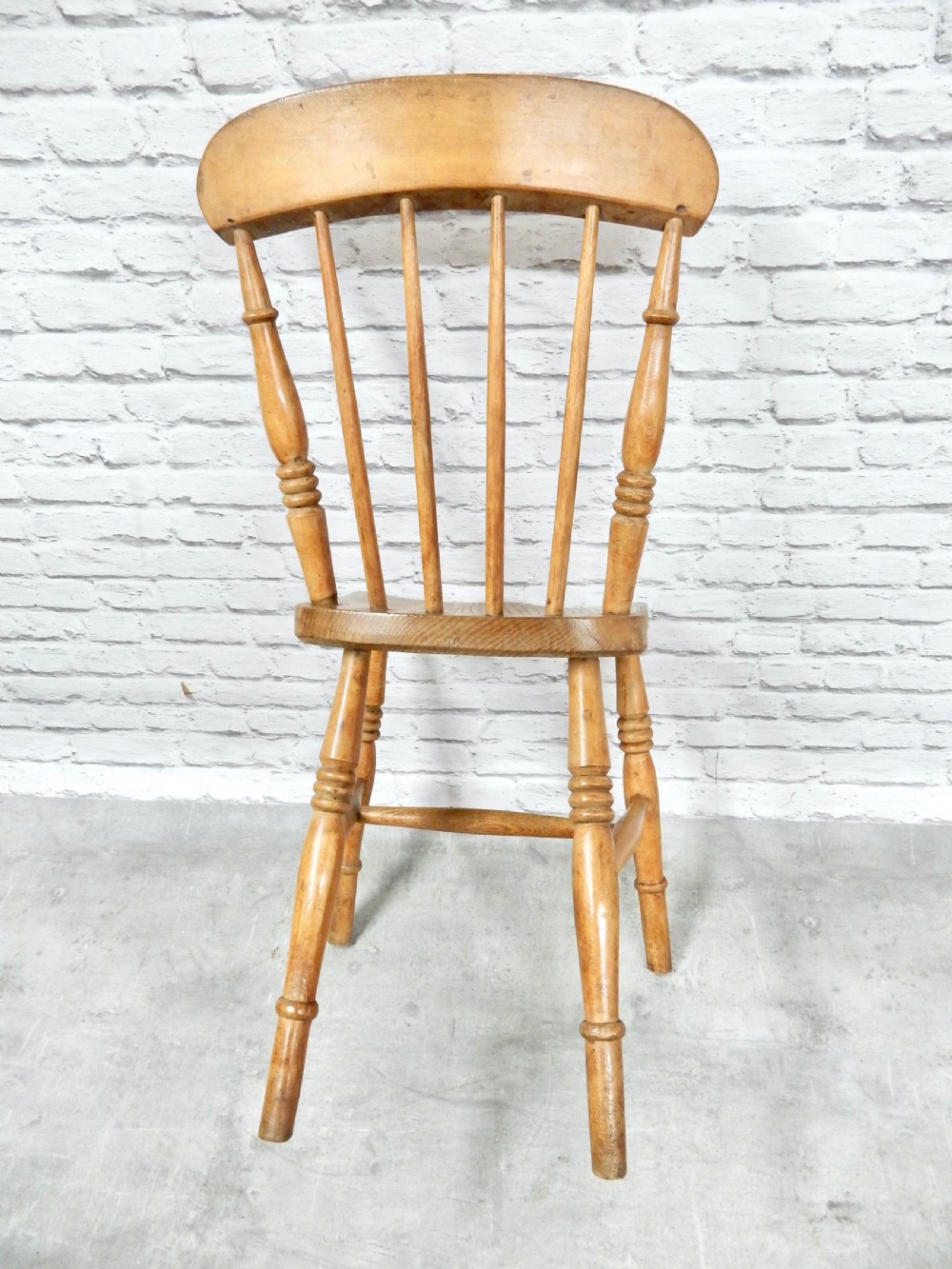 Set 6 Windsor Kitchen Chairs View VIII