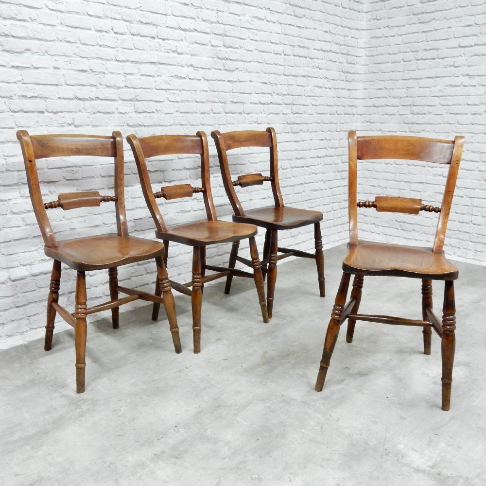 Set 4 Windsor Kitchen Chairs View II