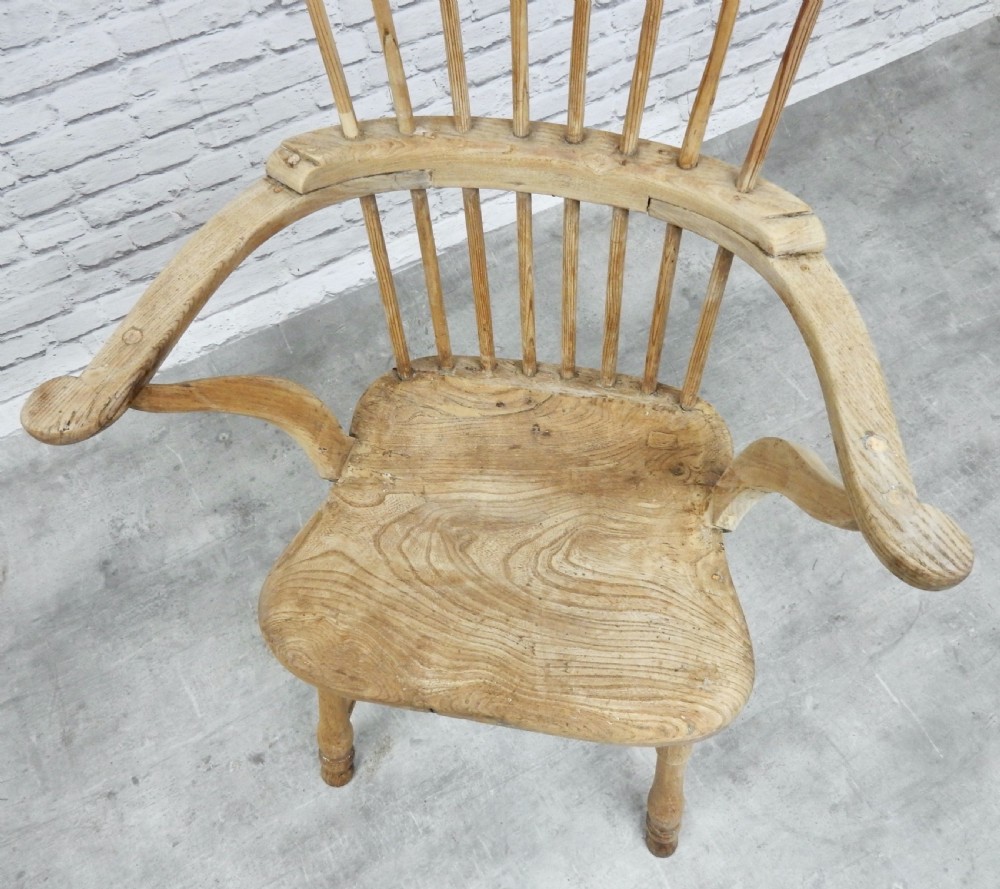 Small Windsor Armchair View V