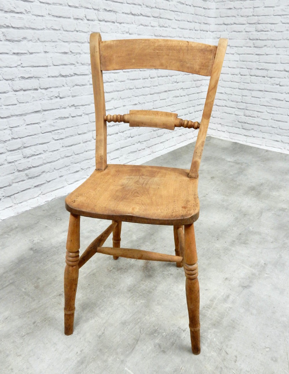 5x Windsor Kitchen Chairs View VI