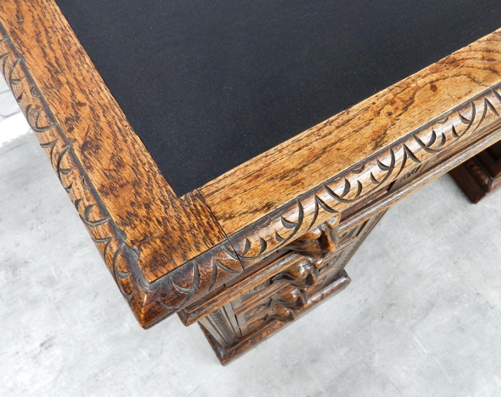 Small Green Man Oak Desk View VIII