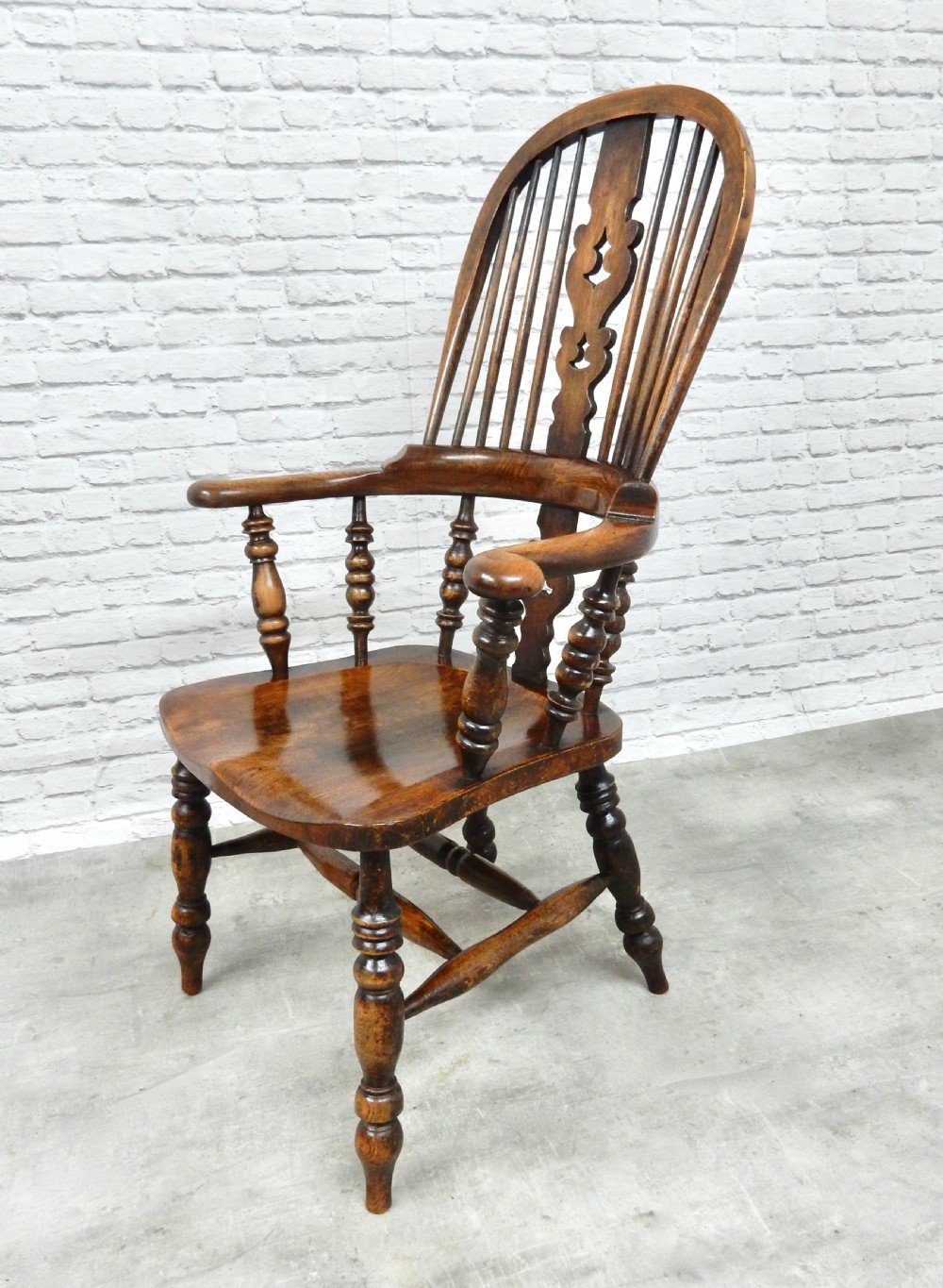 C19th Windsor Armchair View V