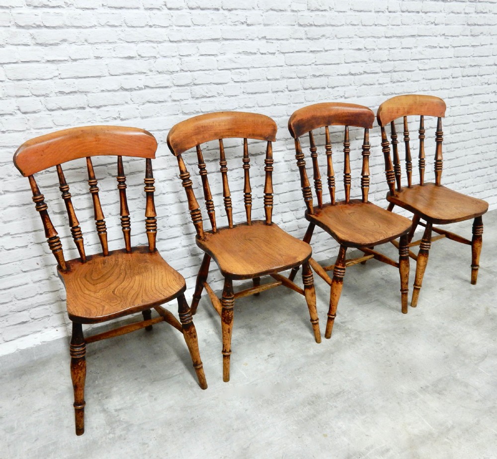 Set 4 Windsor Kitchen Chairs View IV