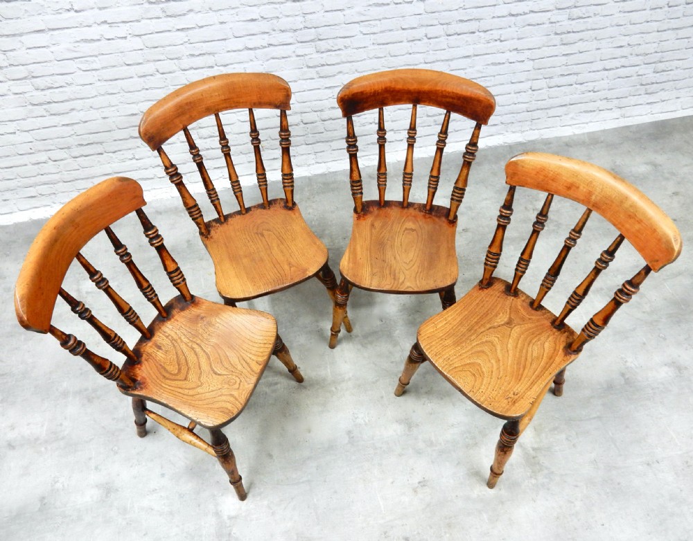 Set 4 Windsor Kitchen Chairs View V