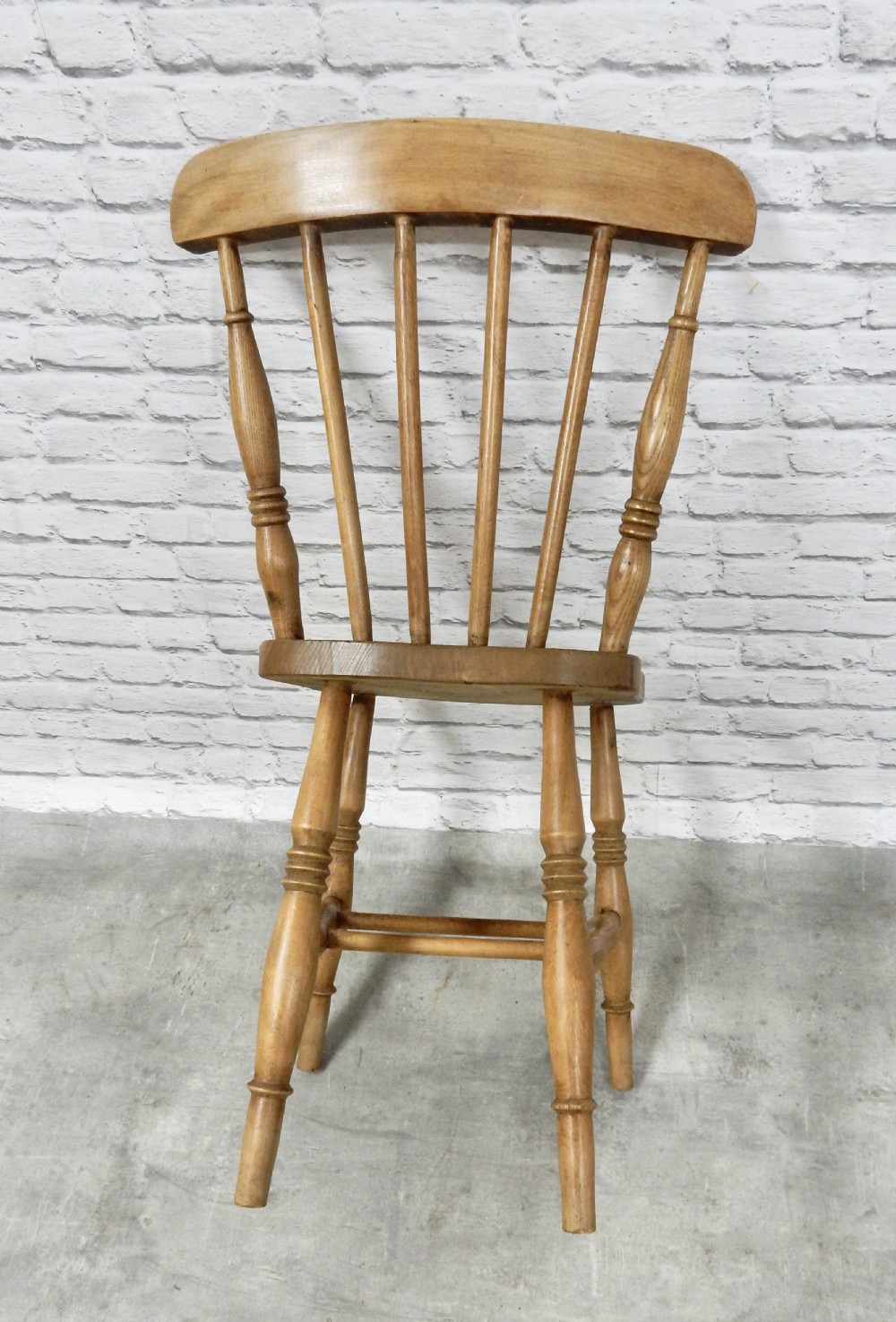 Set 6 Windsor Kitchen Chairs View VIII