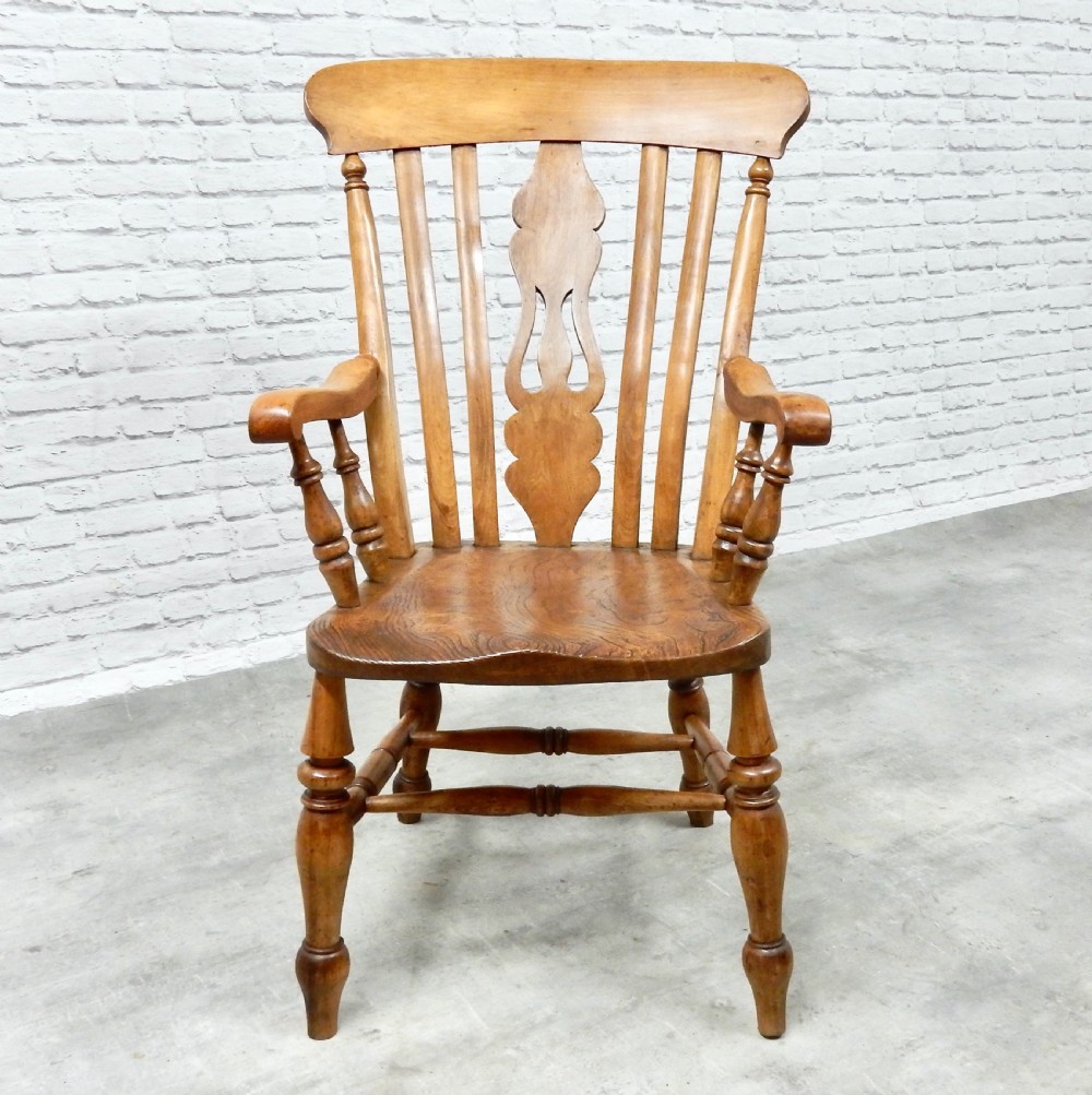 Windsor Lyreback Armchair View III