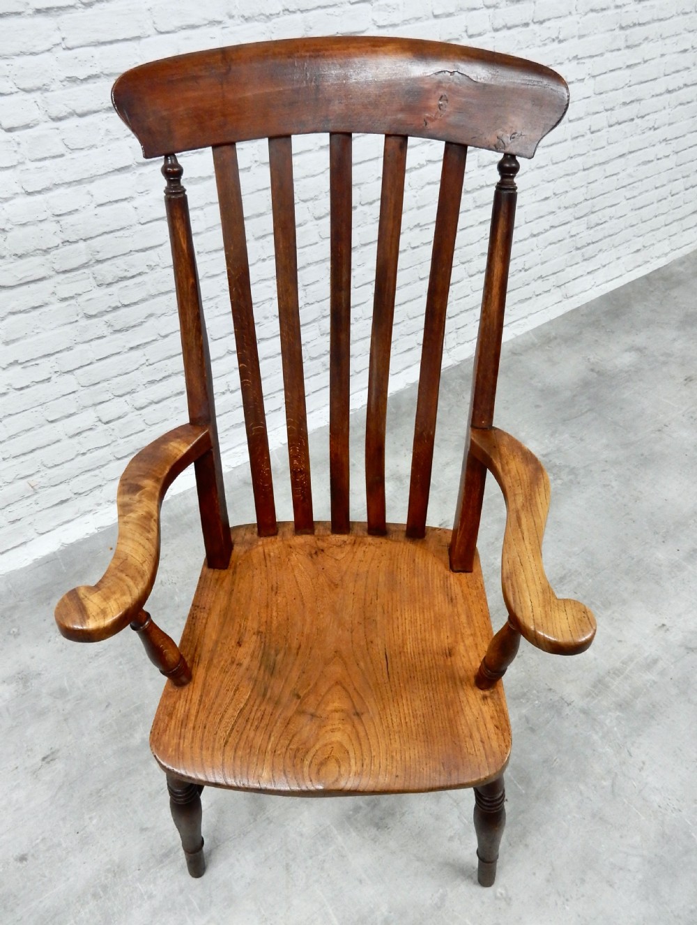 Windsor Lathback Armchair View V