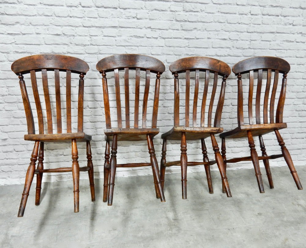 Set 4 Windsor Kitchen Chairs View V