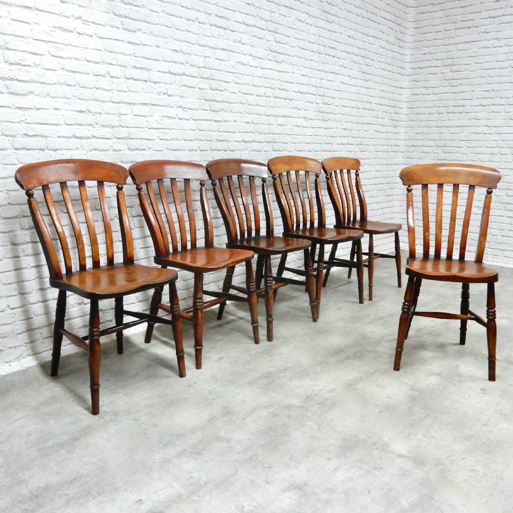 6x Windsor Kitchen Chairs View II